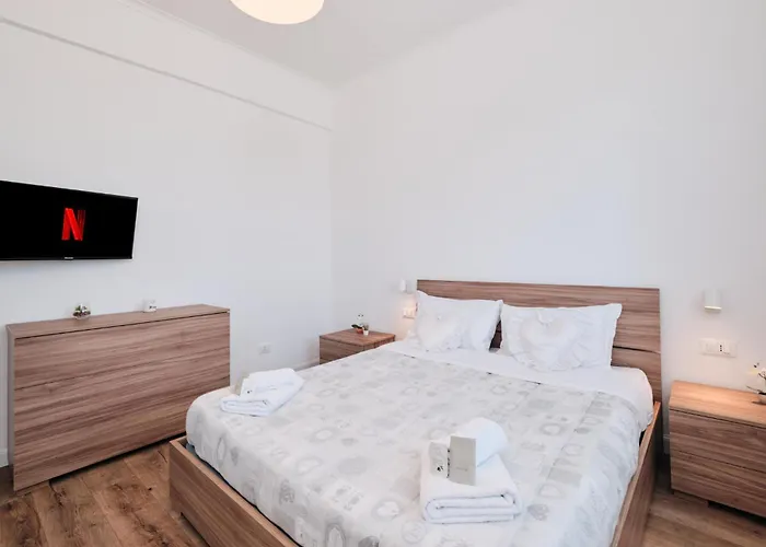 Апартаменты Sunflower House *