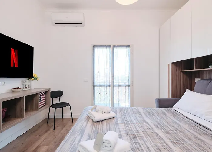 Sunflower House Рим