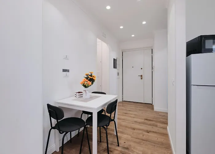 Апартаменты Sunflower House *